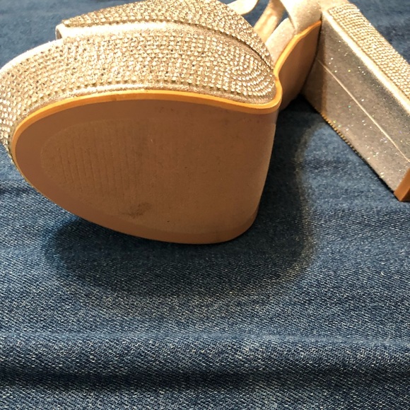 Blingy Rhinestone Silver 5 1/4” Platform High Heels - Picture 4 of 4